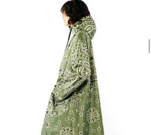 Carica l'immagine nel visualizzatore di Gallery, Bandana rain coat