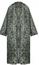 Carica l'immagine nel visualizzatore di Gallery, Bandana rain coat