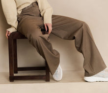 Carica l'immagine nel visualizzatore di Gallery, Panta fango