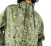 Carica l'immagine nel visualizzatore di Gallery, Bandana rain coat