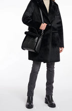 Carica l'immagine nel visualizzatore di Gallery, Black bag