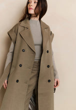 Carica l&#39;immagine nel visualizzatore di Gallery, Long gilet
