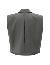 Carica l&#39;immagine nel visualizzatore di Gallery, Grey gilet
