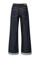 Carica l&#39;immagine nel visualizzatore di Gallery, Blue jeans
