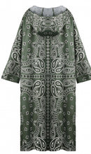 Carica l&#39;immagine nel visualizzatore di Gallery, Bandana rain coat
