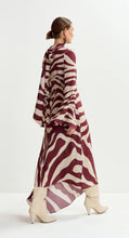 Carica l&#39;immagine nel visualizzatore di Gallery, Burgundy cream dress
