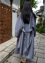 Carica l&#39;immagine nel visualizzatore di Gallery, Grey coat
