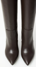 Carica l&#39;immagine nel visualizzatore di Gallery, Dark brown boots

