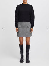 Carica l&#39;immagine nel visualizzatore di Gallery, Grey mini skirt
