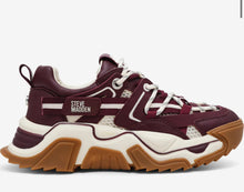 Carica l&#39;immagine nel visualizzatore di Gallery, Cherry sneakers
