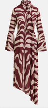 Carica l&#39;immagine nel visualizzatore di Gallery, Burgundy cream dress
