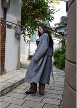 Carica l&#39;immagine nel visualizzatore di Gallery, Grey coat
