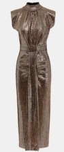 Carica l&#39;immagine nel visualizzatore di Gallery, Gold dress
