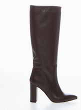 Carica l&#39;immagine nel visualizzatore di Gallery, Dark brown boots
