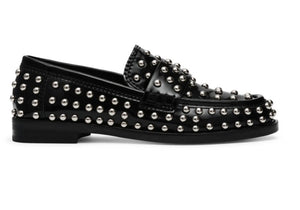 Studded mocassino